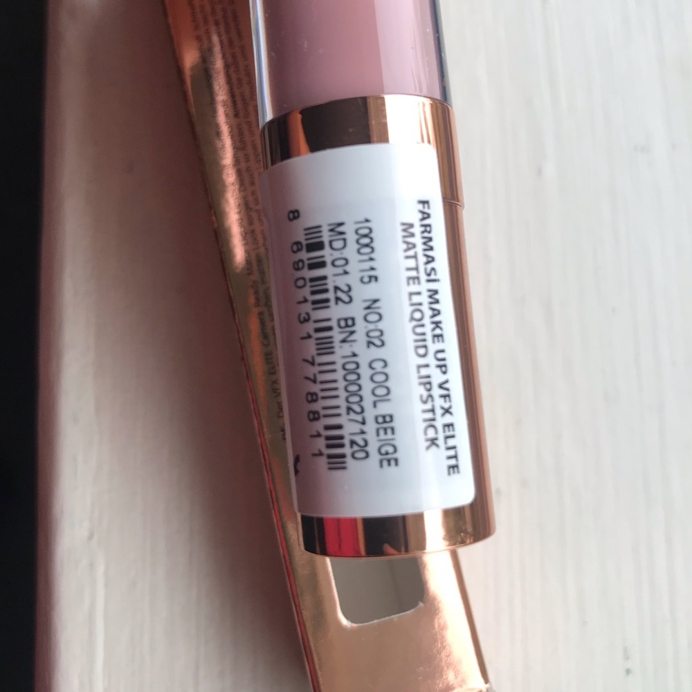Farmasi liquid lipstick